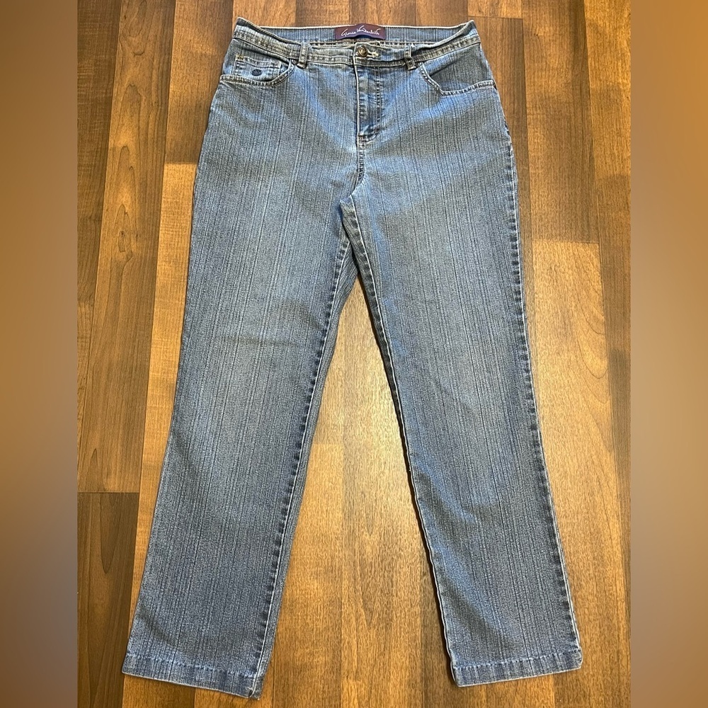 Gloria Vanderbilt Blue Straight Leg Jeans